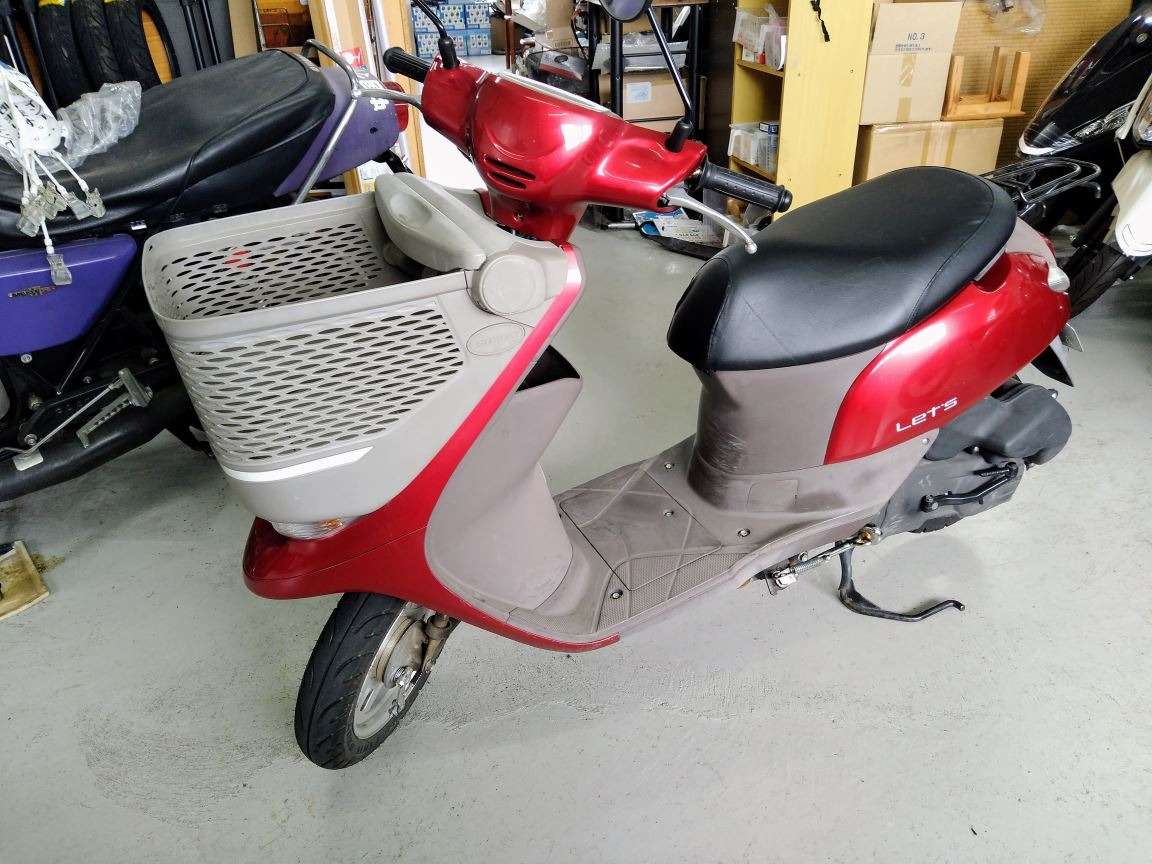 前カゴ装備・サイドスタンド付き中古スクーター入荷しました。 | ブログ | 倉敷のバイクならバイクリゾート クレイバー