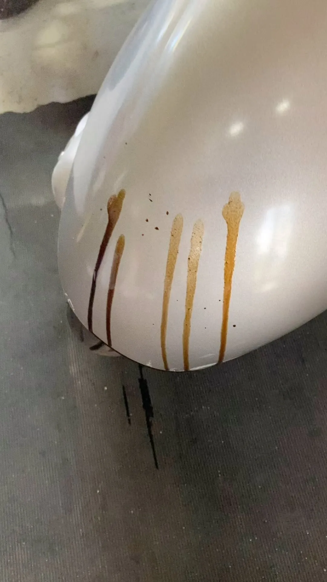 暑過ぎてオイルがタレたぽい